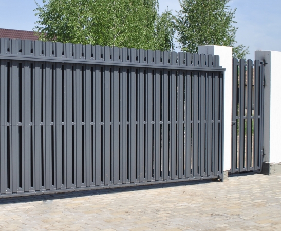 Ворота из штакетника в Карачаевске